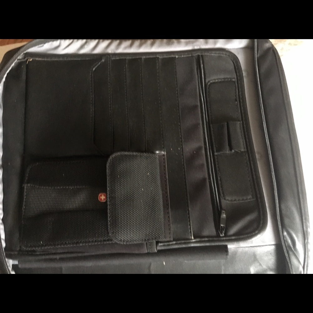 Brief case - Picture 3 of 4